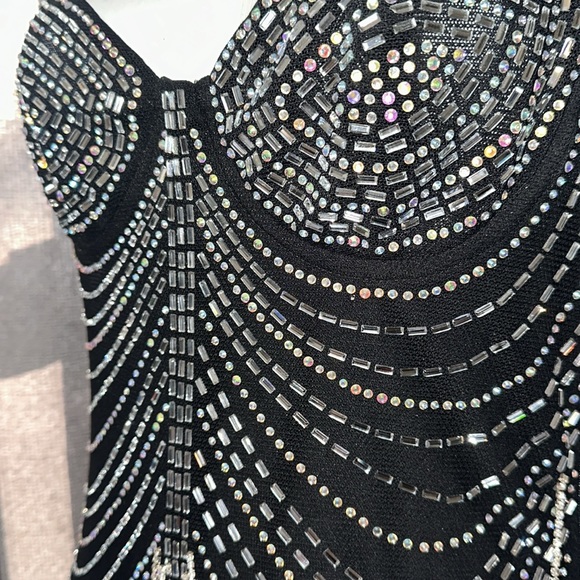 Dress - Picture 8 of 8